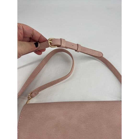 Urban Expressions Pink Vegan Leather Crossbody W/ Gold Toned Hardware Bag - Picture 8 of 12
